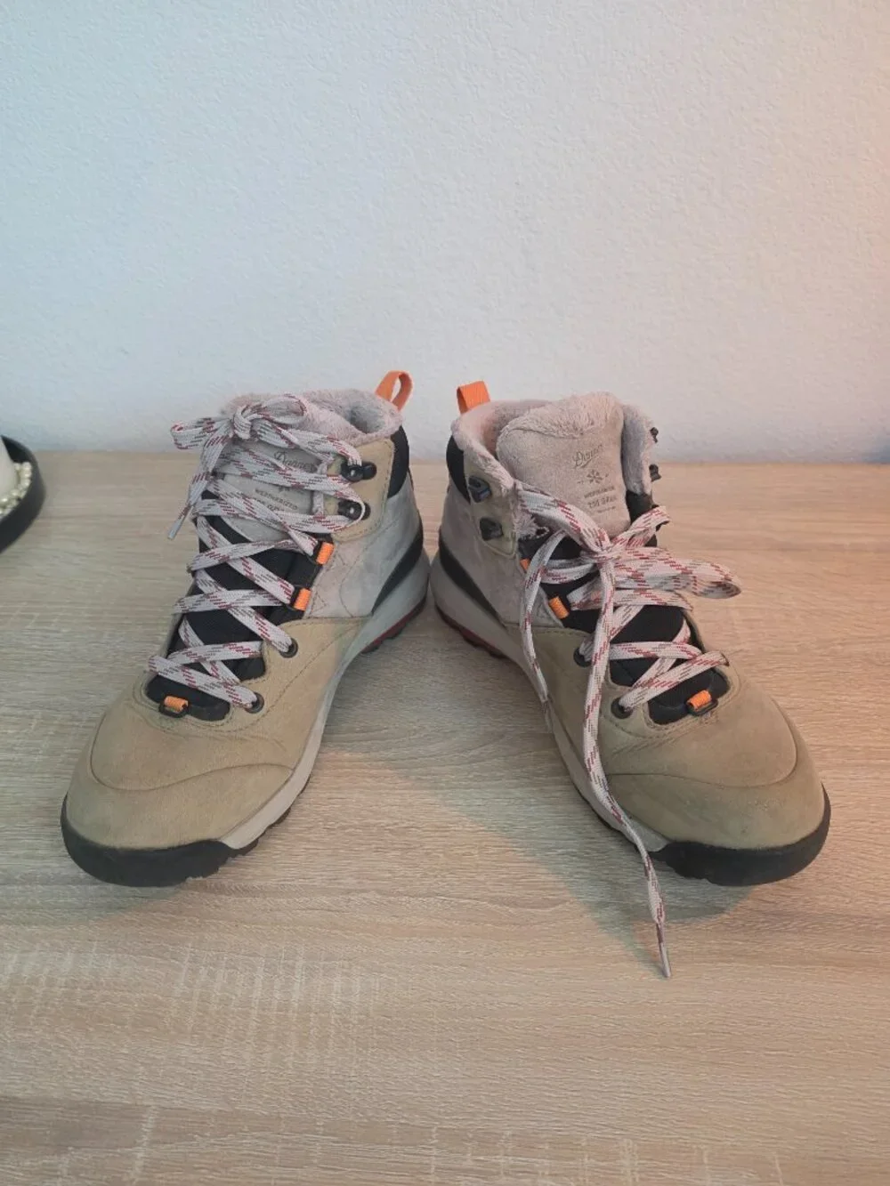 Danner Women's Tan Waterproof Hiking Boot - Size 8.5